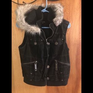 Maurice’s Vest